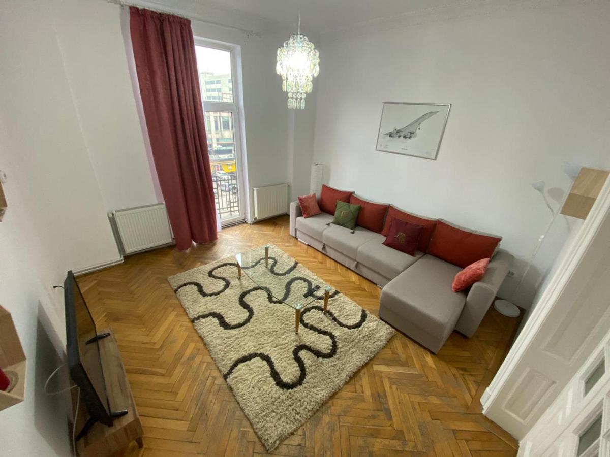 Union Square Sweethome * Bucarest